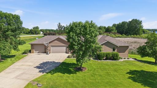 126 57th Avenue NE, Willmar, MN 56201