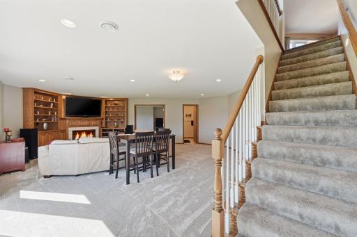 126 57th Avenue NE, Willmar, MN 56201