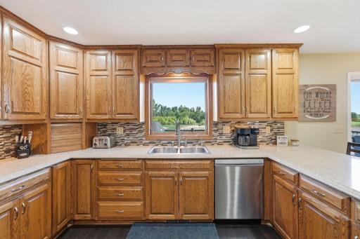 126 57th Avenue NE, Willmar, MN 56201