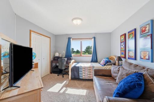 126 57th Avenue NE, Willmar, MN 56201