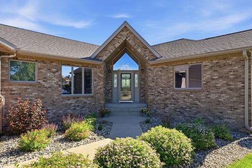 126 57th Avenue NE, Willmar, MN 56201