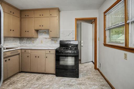 717 Hall Avenue, Saint Paul, MN 55107