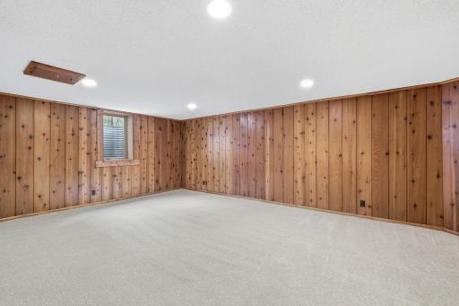 6745 Elliot Avenue S, Richfield, MN 55423
