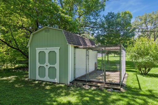 Bonus Storage Shed with Kennel. Also was previously used as a Chicken Coop.