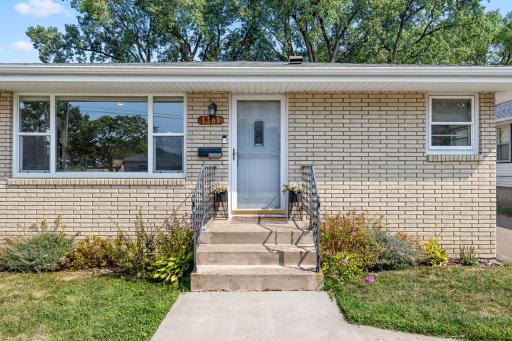 1381 Hoyt Avenue E, Saint Paul, MN 55106