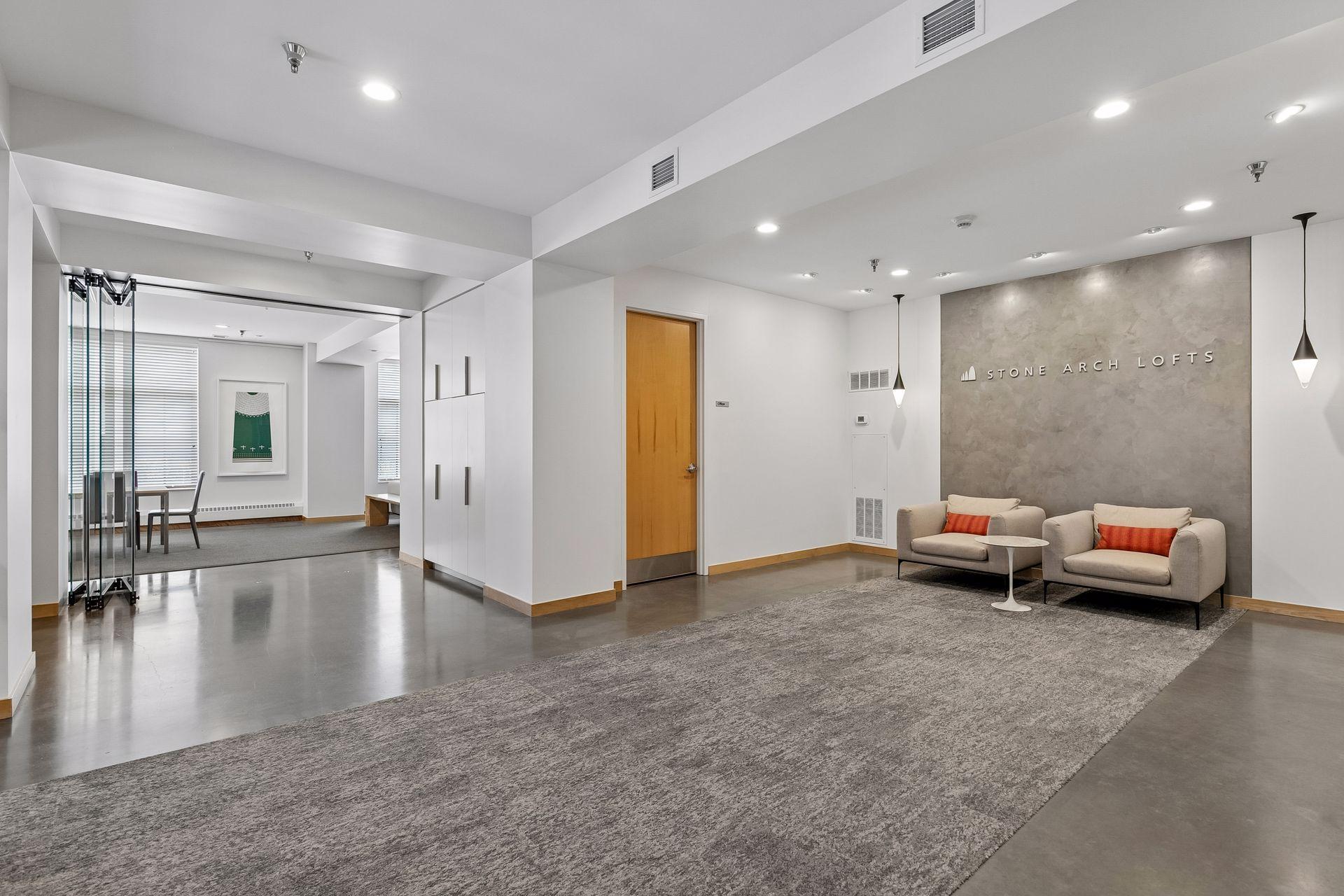 Residents' lounge off the lobby