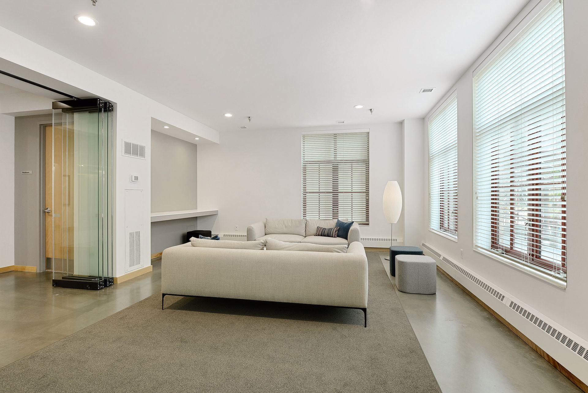 Guest suite living area