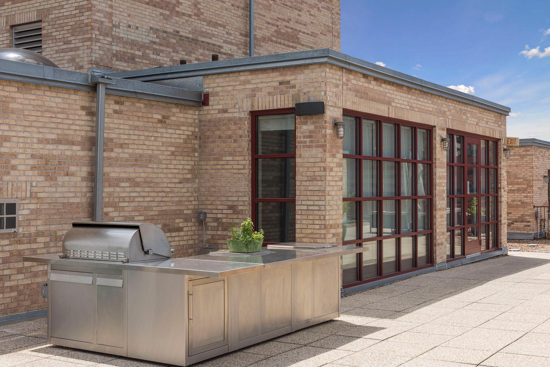 Rooftop outdoor kitchen