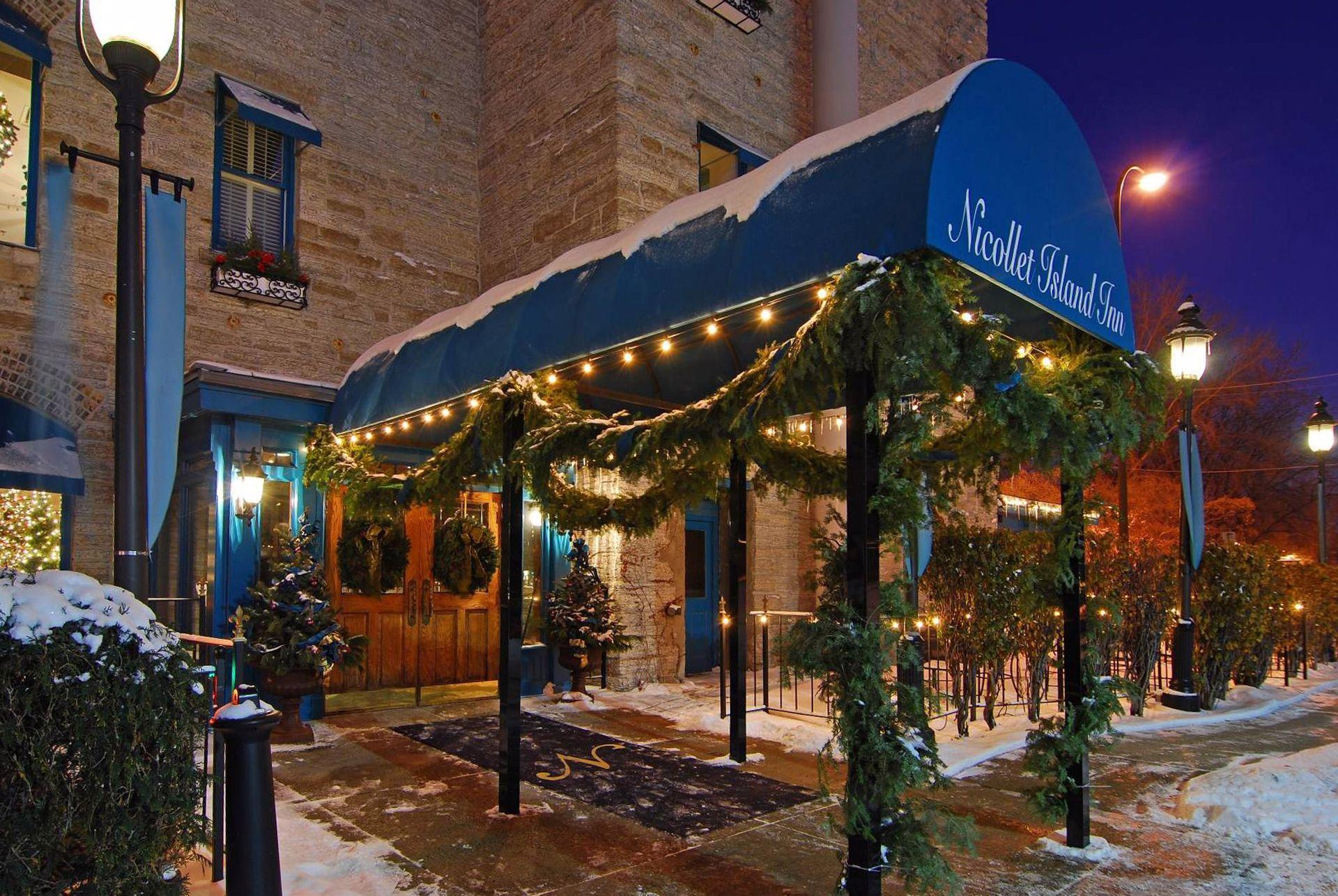 Nicollet Island Inn entrance