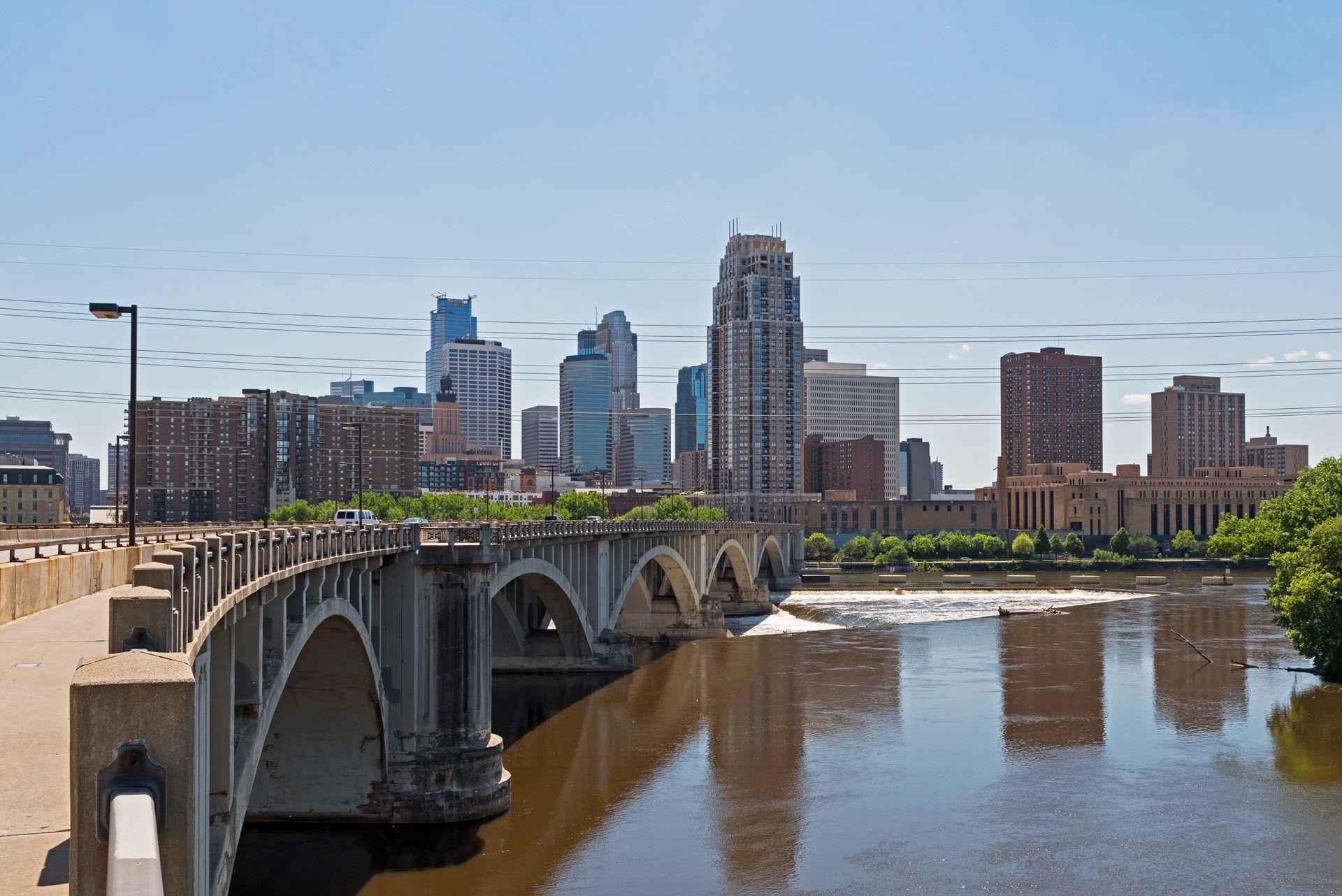 The Third Avenue Bridge and downtown