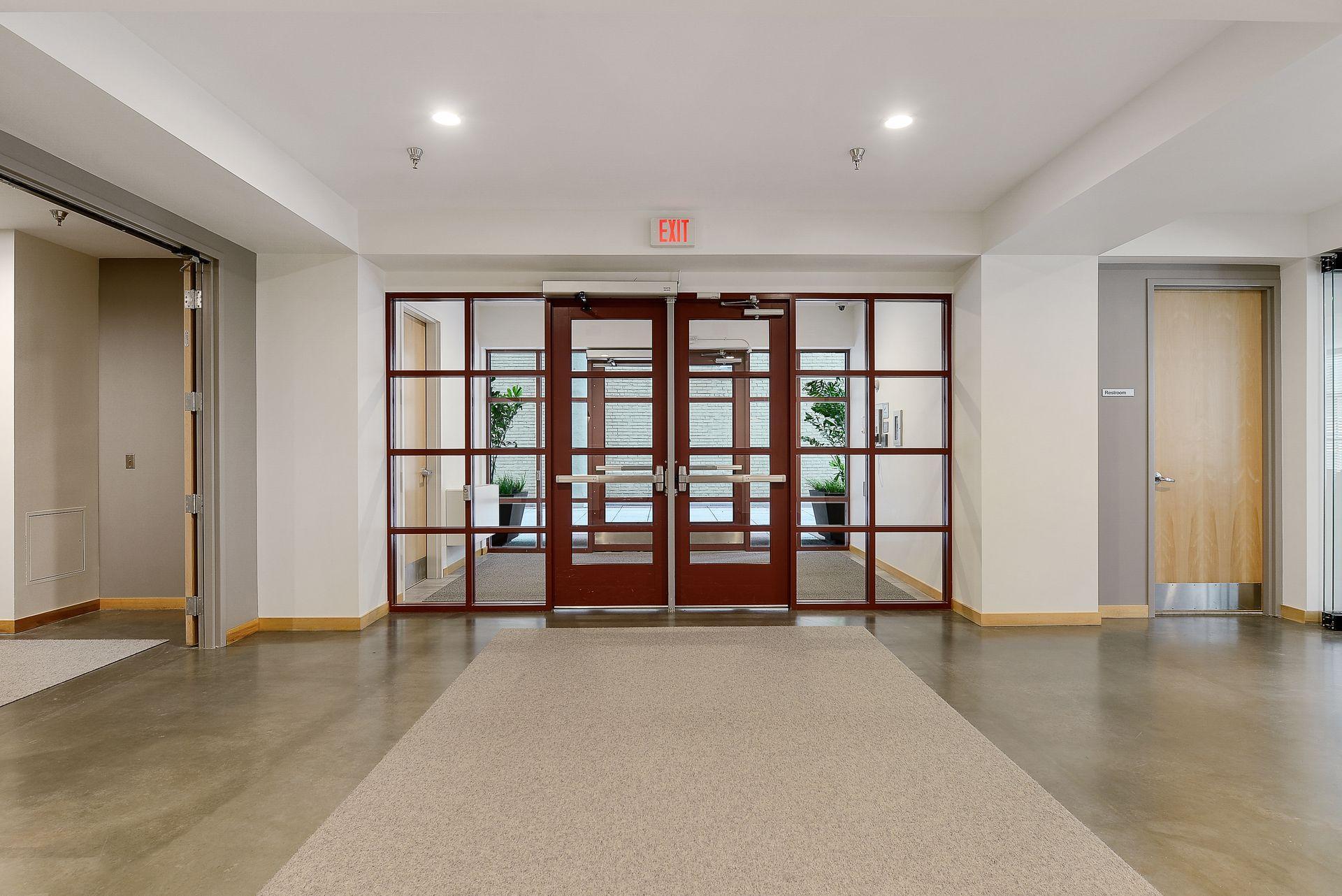 Secure entry vestibule
