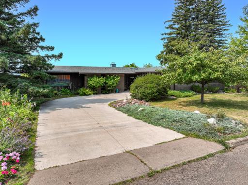 3407 Minnesota Avenue, Duluth, MN 55802
