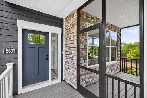 Covered entry area to greet your guests.