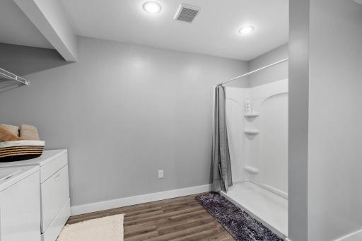 3/4 bath and laundry