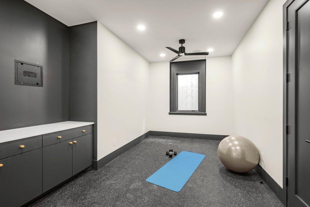 Exercise Room/ Additional Bedroom