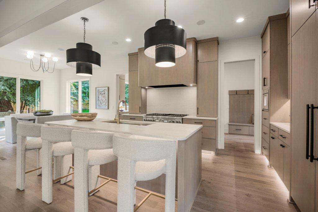 Walk thru to prep kitchen