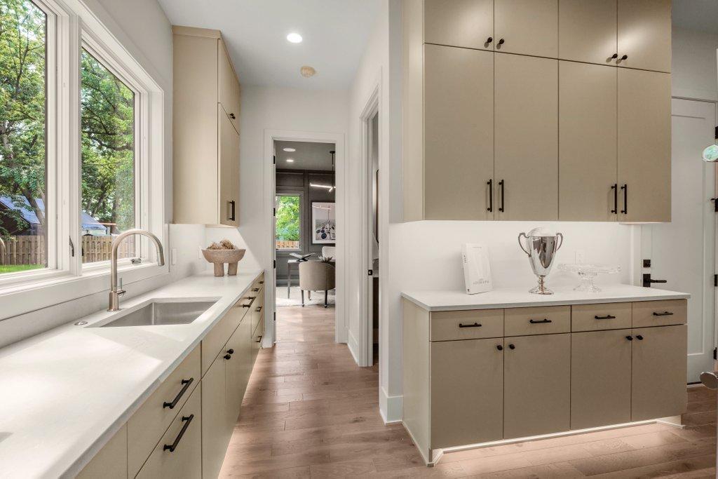 Prep kitchen to office