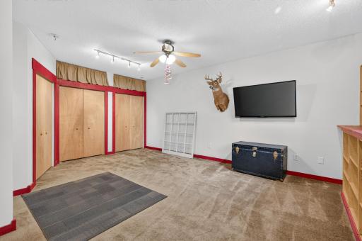 13640 Nester Court, Lindstrom, MN 55045