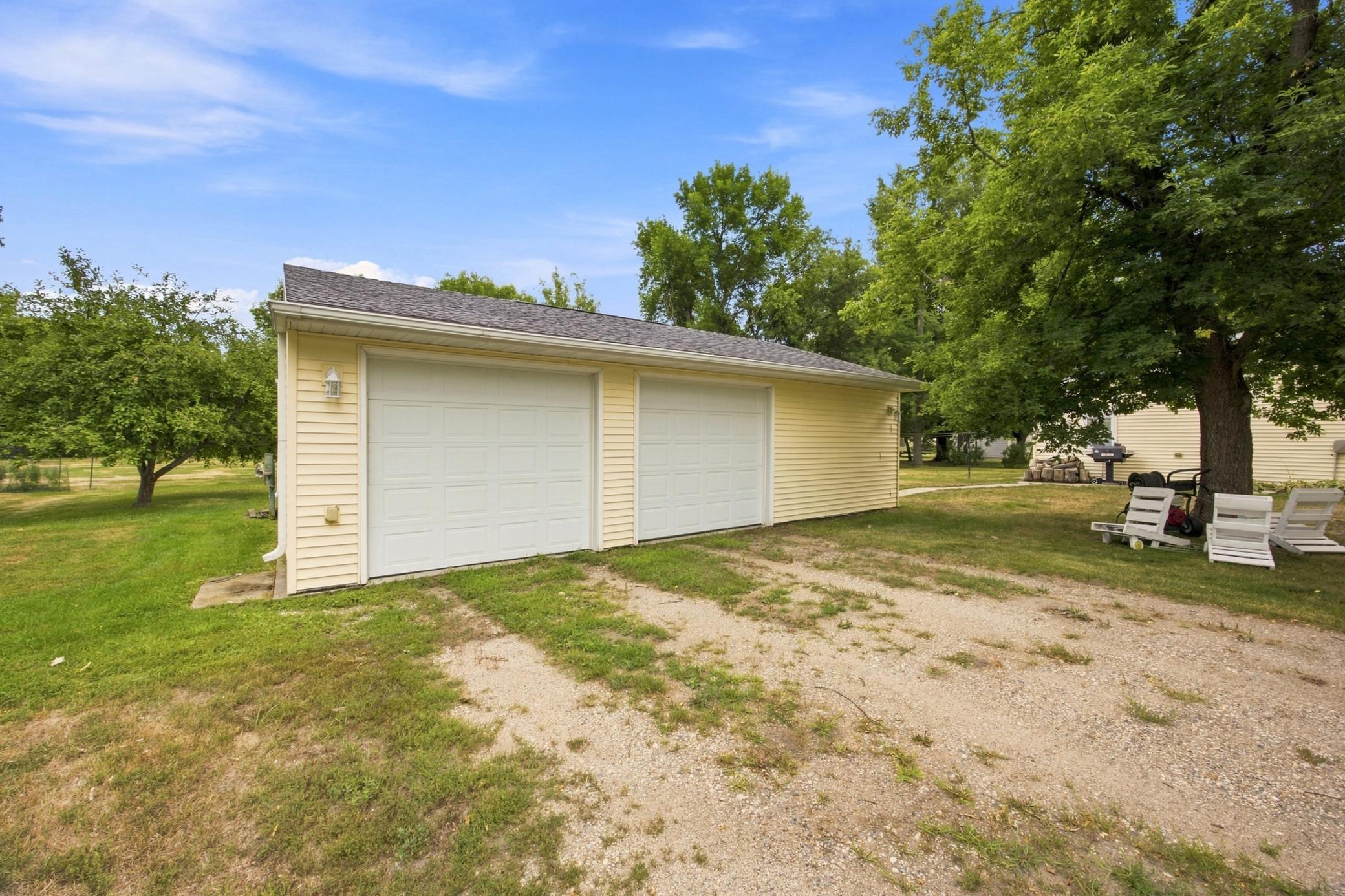 Oversized Garage