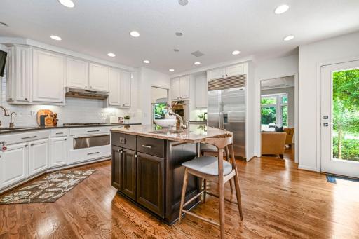 4541 Meadow Road, Edina, MN 55424