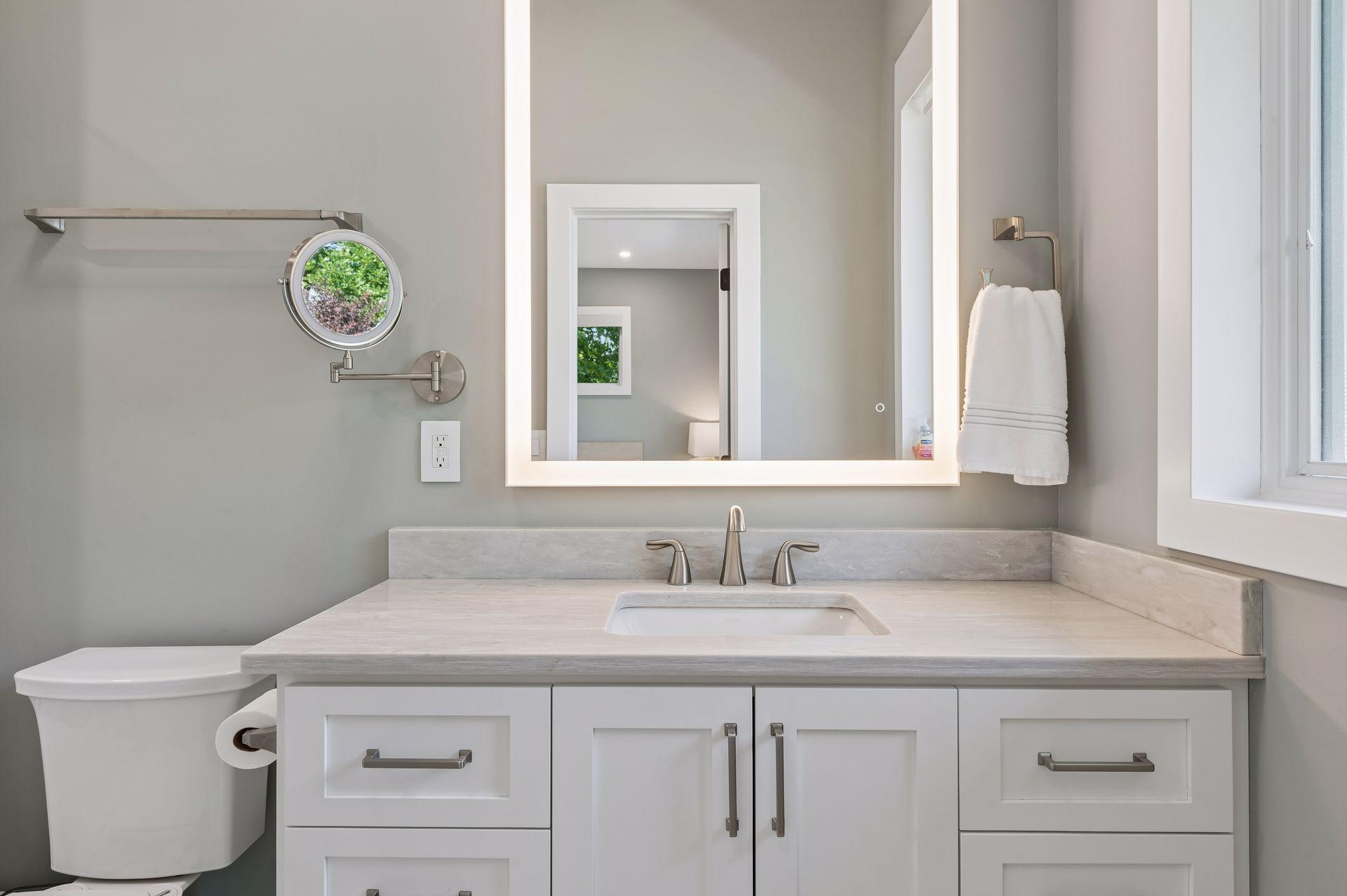 Private master bath