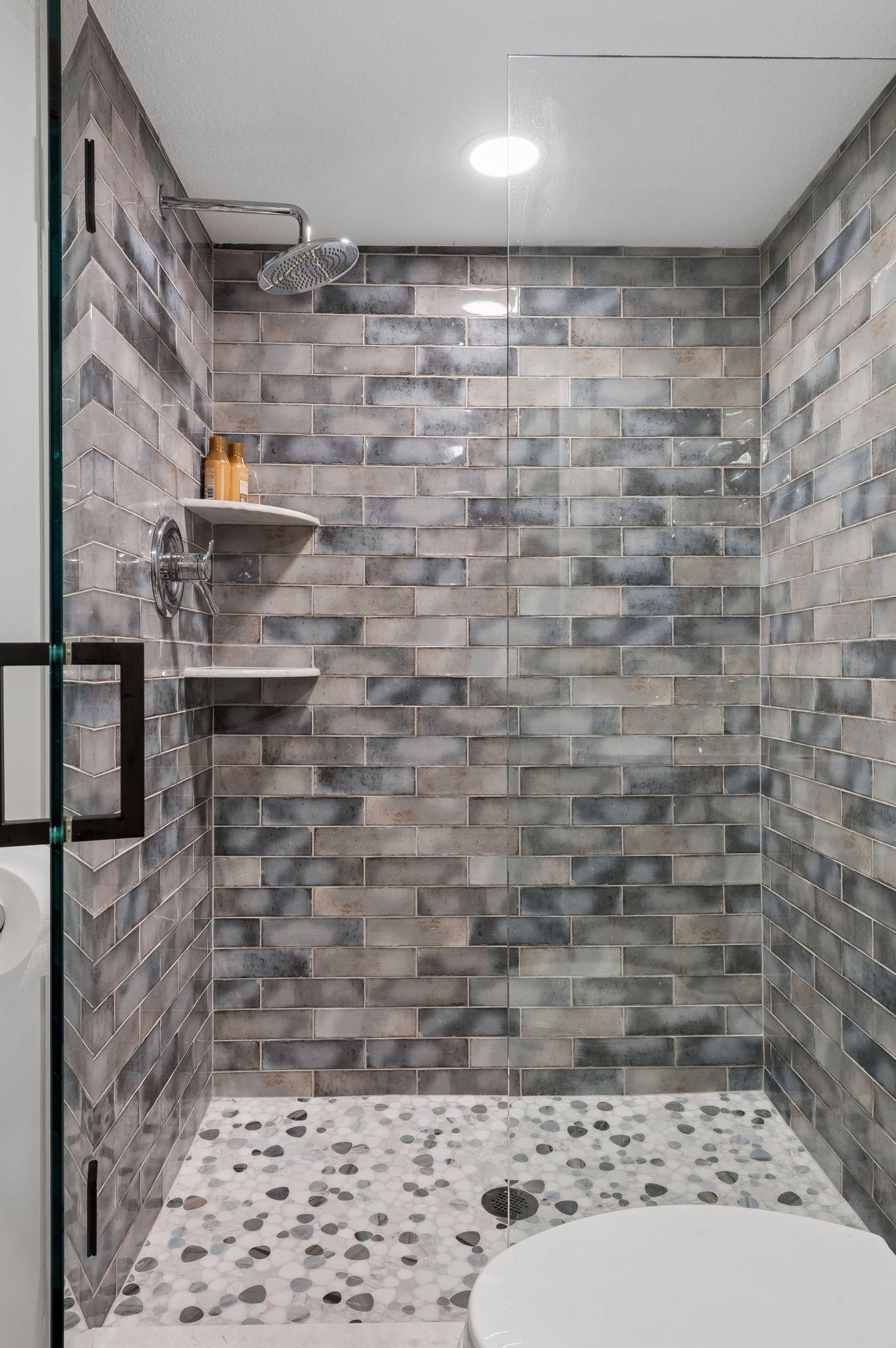 Lower level 3/4 bath