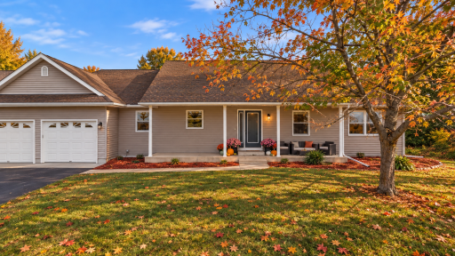 545 Kreuziger Road, River Falls, WI 54023