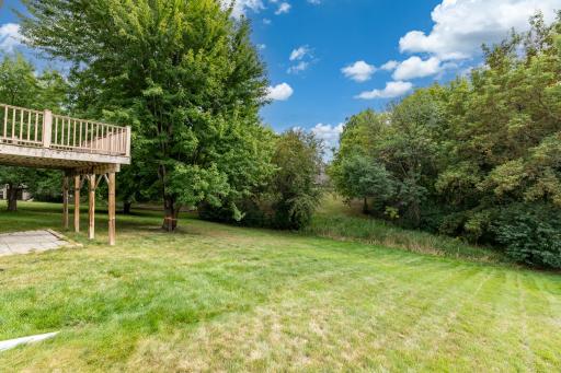 651 Dresden Drive, Chaska, MN 55318