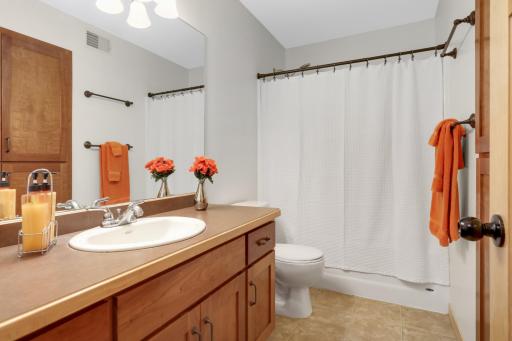 Full Bathroom Services The 2 Upper Level Bedrooms