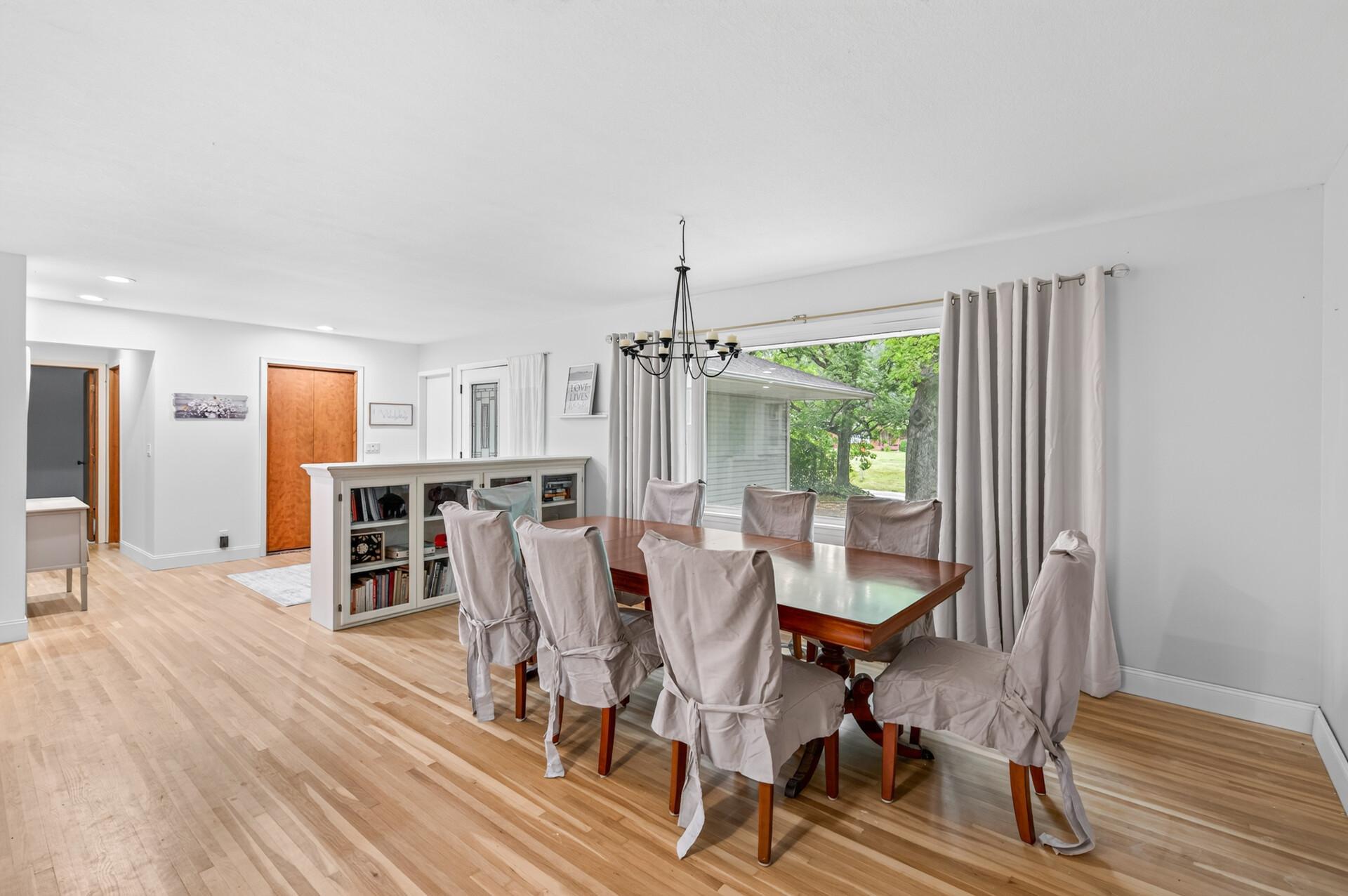 Formal dining room