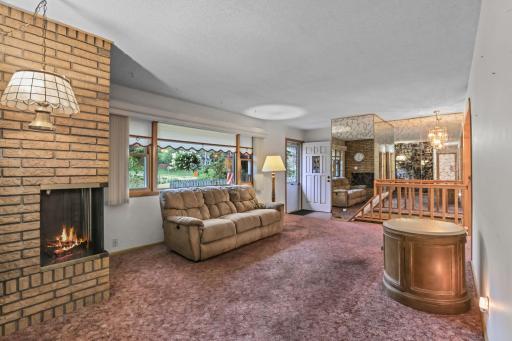 1933 Flandrau Street, Maplewood, MN 55109