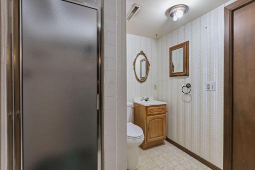 1933 Flandrau Street, Maplewood, MN 55109