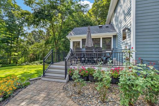 11 x 15 Deck with maintenance free decking and railings