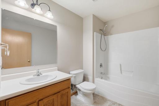 Upper Level Full Bath