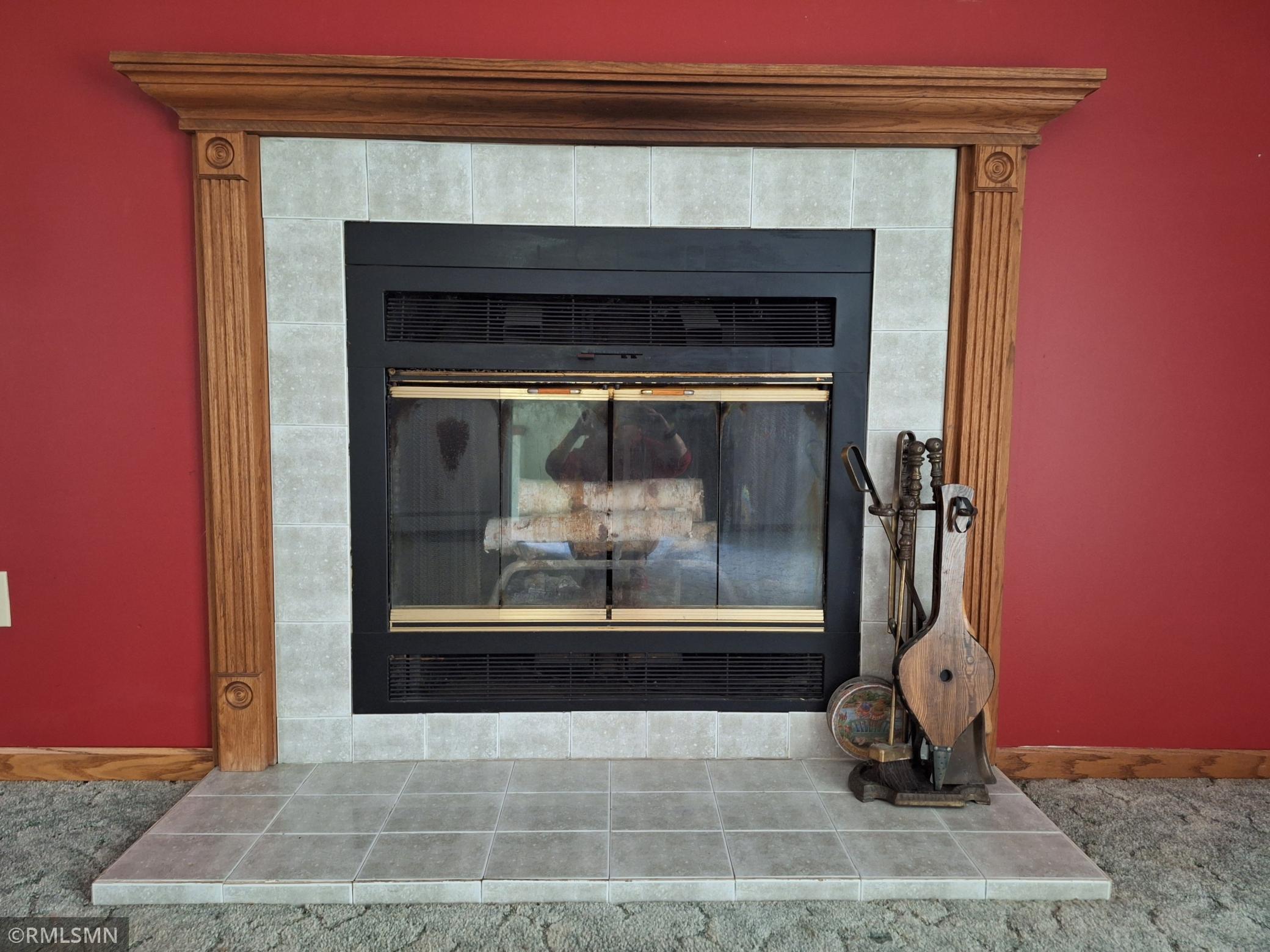 18.1 Living Fireplace.jpg