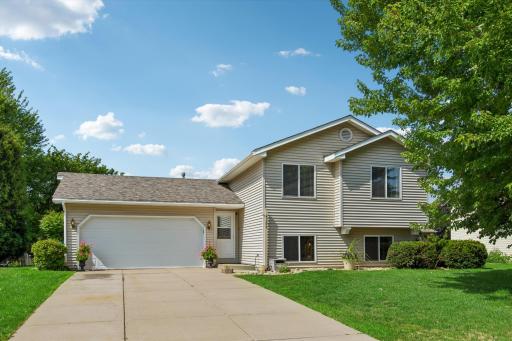 4209 Braddock Trail, Saint Paul, MN 55123