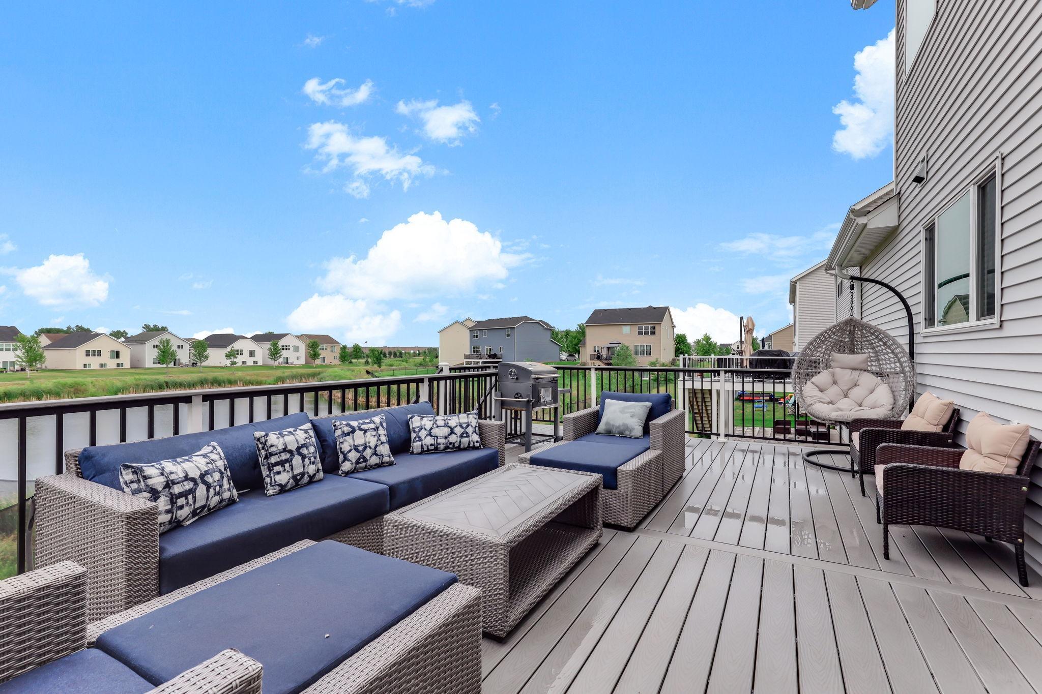 46-web-or-mls-15197-Snowy-Owl-St-NW-46.jpg