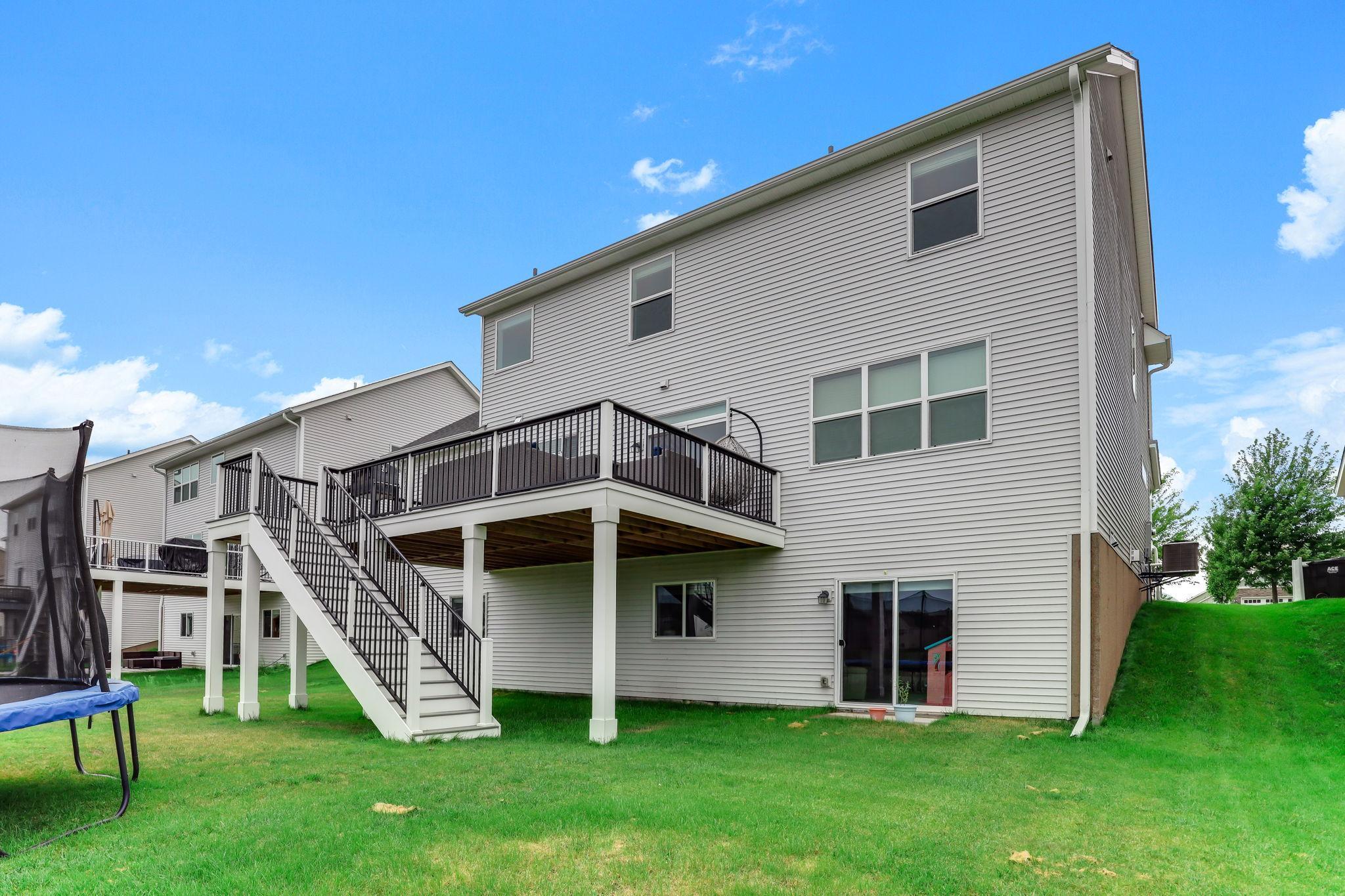 45-web-or-mls-15197-Snowy-Owl-St-NW-45.jpg