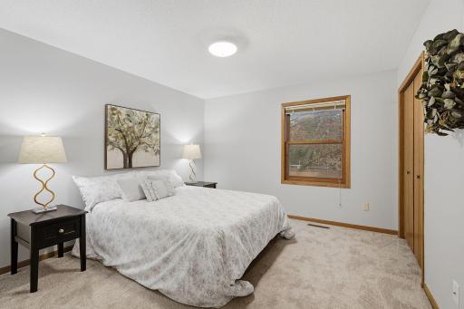 2810 26th Street NW, Rochester, MN 55901
