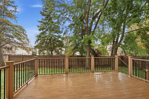2810 26th Street NW, Rochester, MN 55901