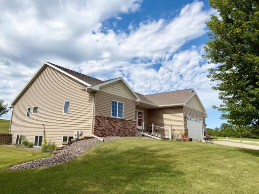 1908 Country View Drive, Saint Charles, MN 55972