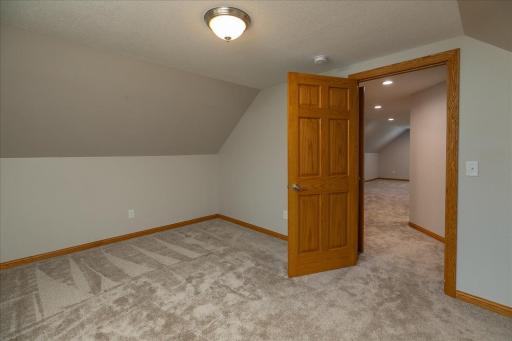 32-32-Office.jpg