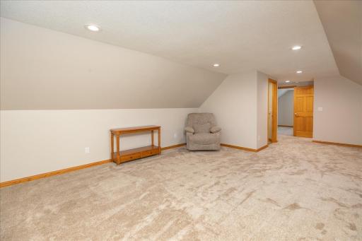 28-28-Bonus Room.jpg