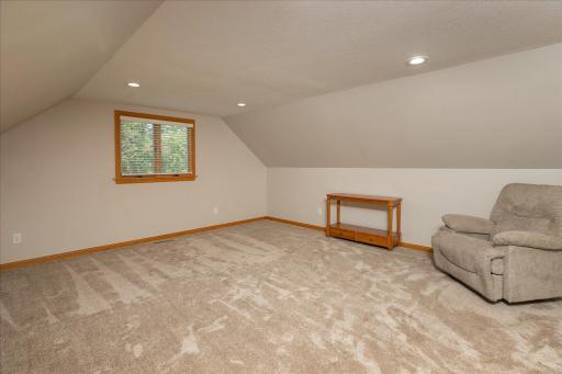 27-27-Bonus Room.jpg