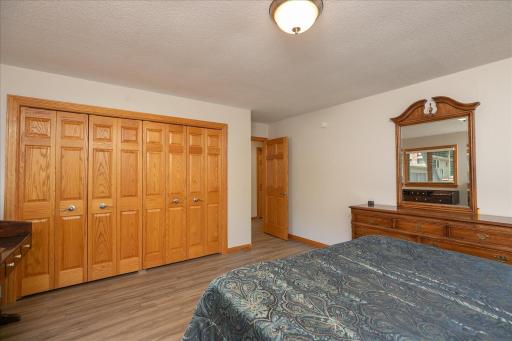 21-21-Bedroom 1.jpg
