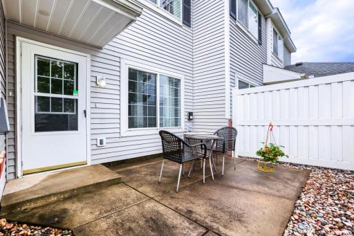 6452 158th Street W, Apple Valley, MN 55124