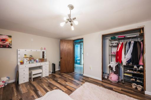 808 7th Street S, Saint James, MN 56081
