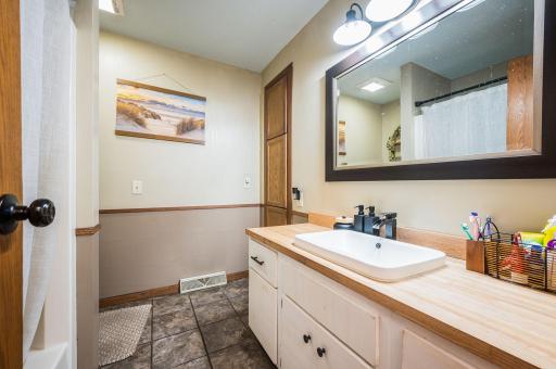 808 7th Street S, Saint James, MN 56081
