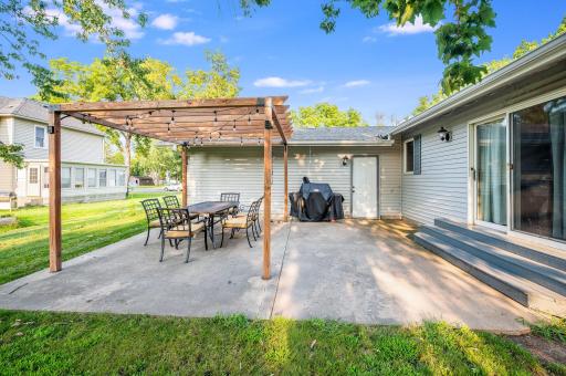 808 7th Street S, Saint James, MN 56081