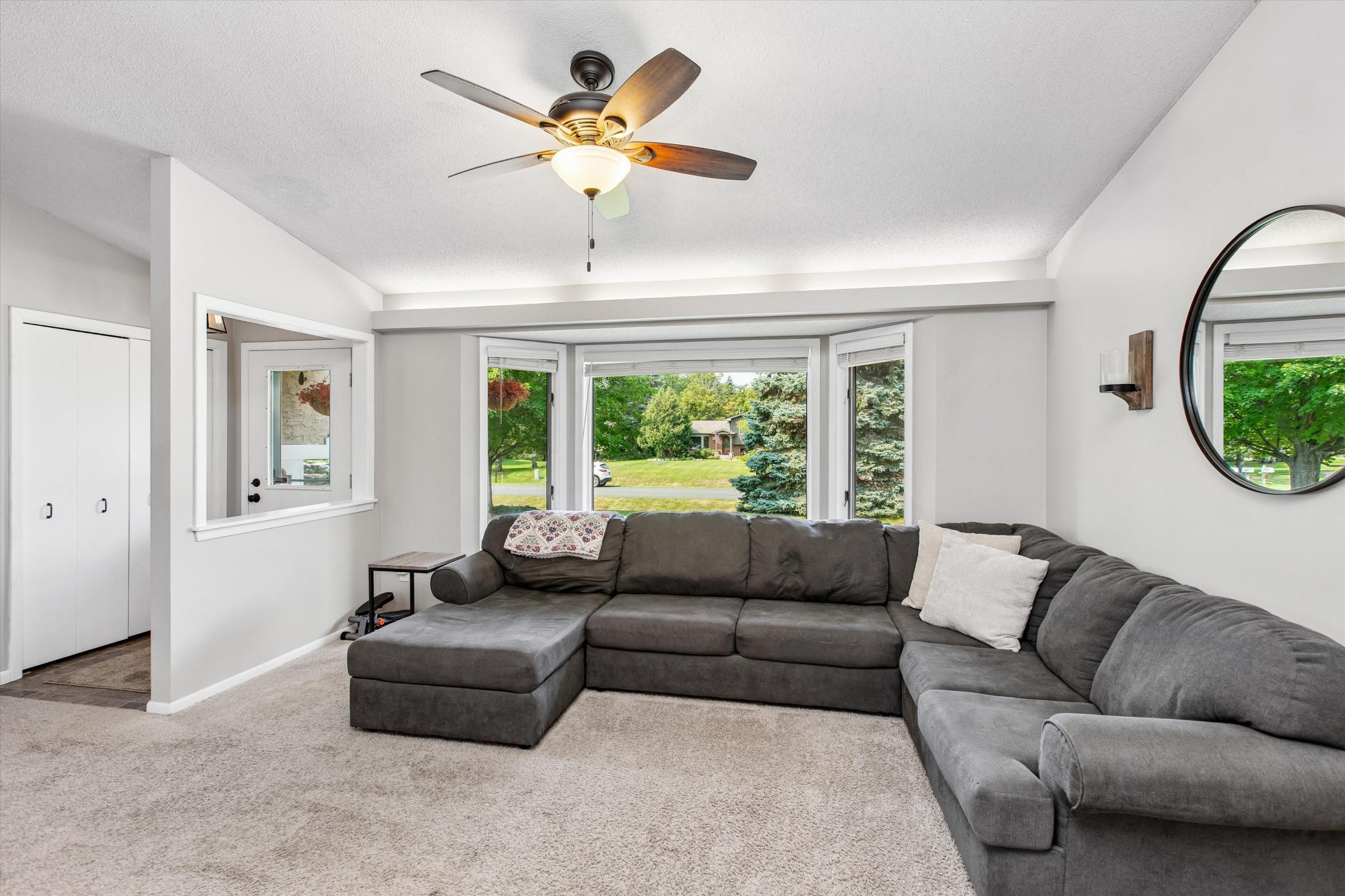 notice the accent crown molding lighting.